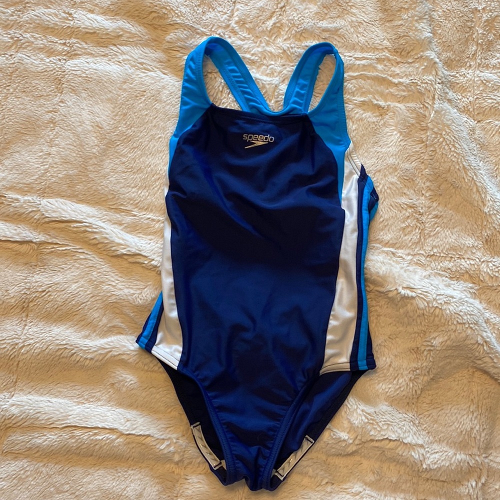 Girls speedo swim suit